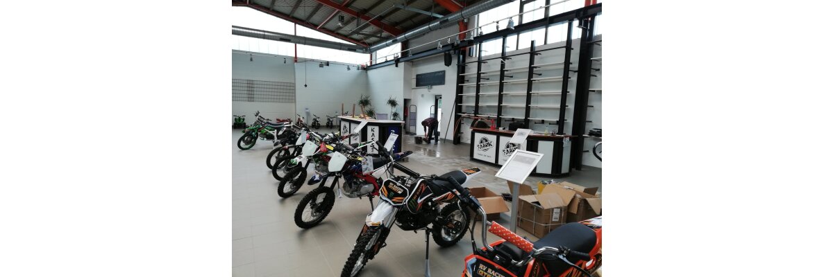 Arbeiten in der Lagerhalle