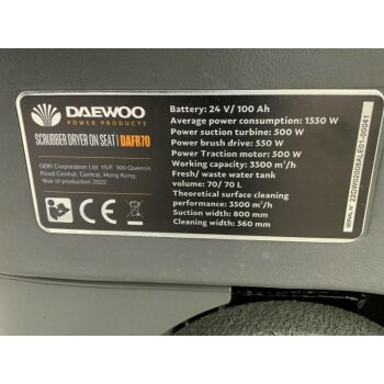 Daewoo Selbstfahrende Kehrmaschine Scheuersaugmaschine Aufsitzkehrmaschine